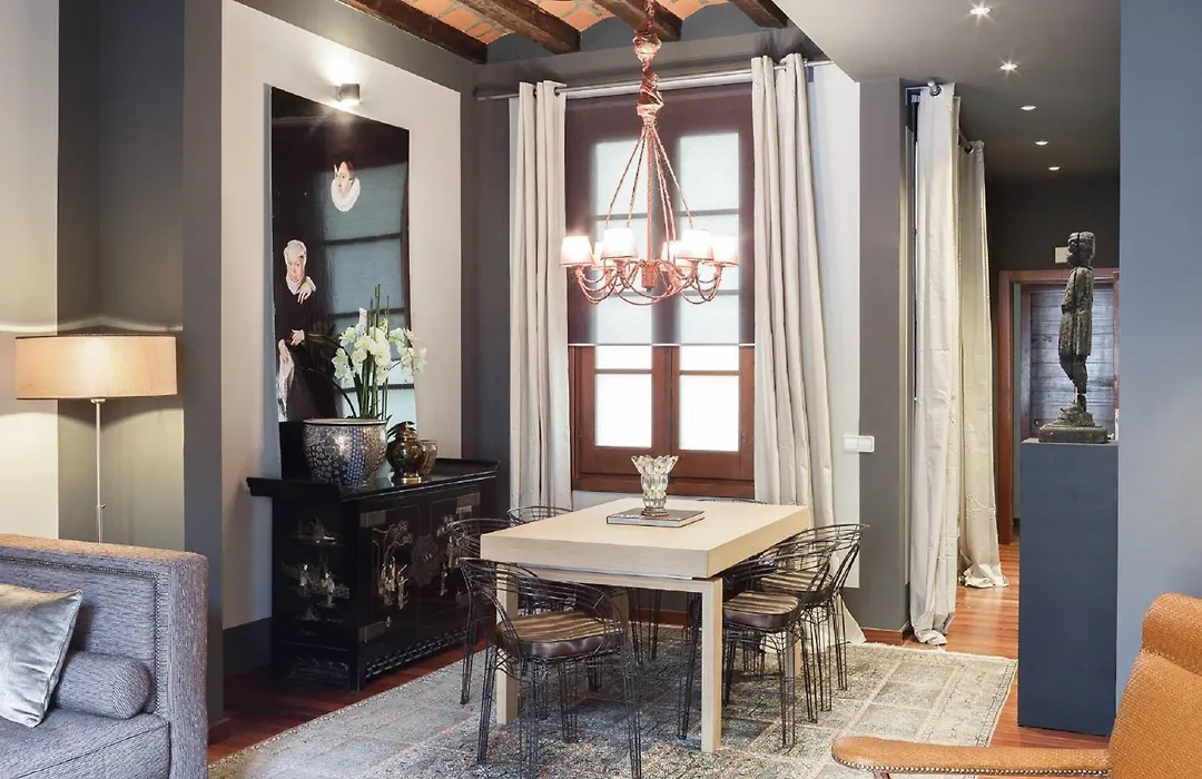 You Stylish City Center Apartments-1
